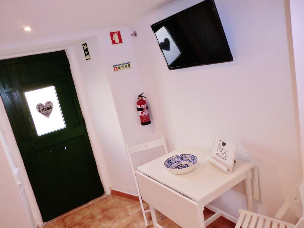 Apartamento Embaixador Mateus Lisbon Room photo